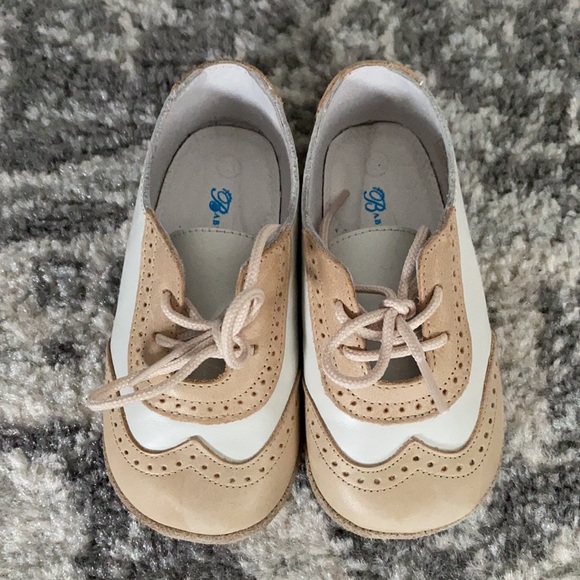 Baby Beau & Belle baptismal suit and wingtip shoes - Picture 4 of 8